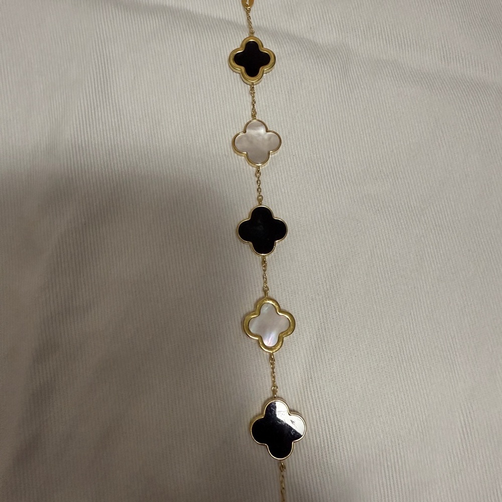 Elegant 925 silver Clover Bracelet